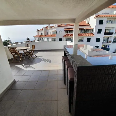 Penthouse Quinta Village Garajau アパート カニコ