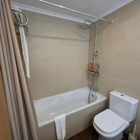 Penthouse Quinta Village Garajau דירה