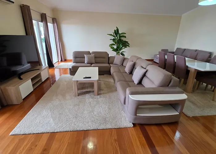 Penthouse Quinta Village Garajau דירה קאניקו