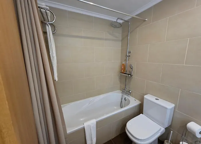 Penthouse Quinta Village Garajau דירה