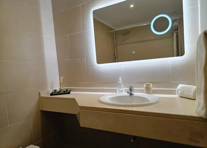 Penthouse Quinta Village Garajau קאניקו