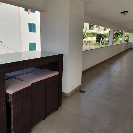 Penthouse Quinta Village Garajau Lägenhet *
