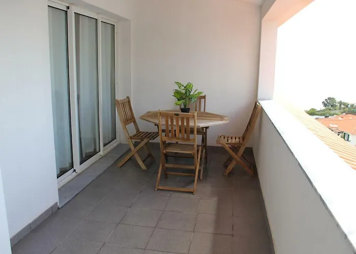 Penthouse Quinta Village Garajau Apartment